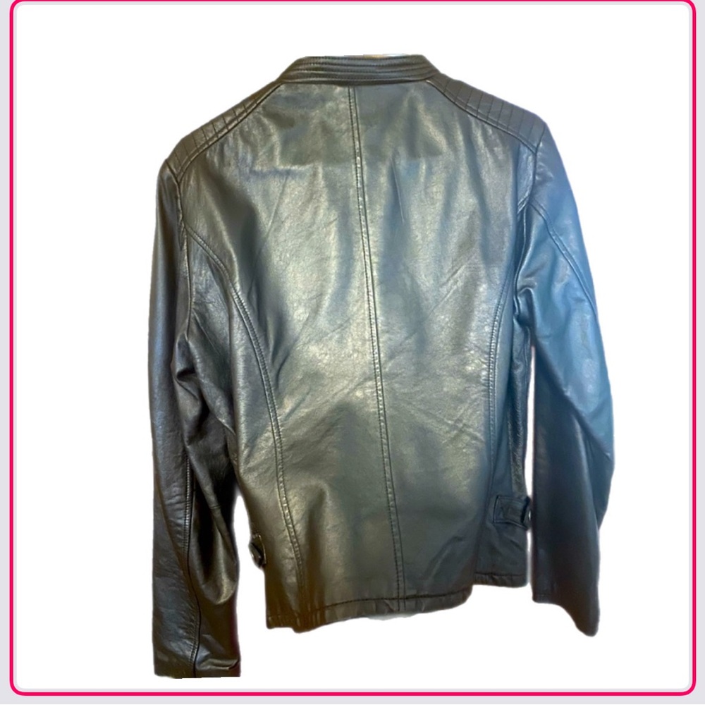 Authentic Leather Jacket For Ladies . - image 2